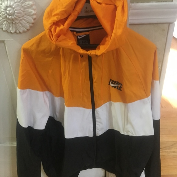 Nike Other - Nike Men's Windbreaker